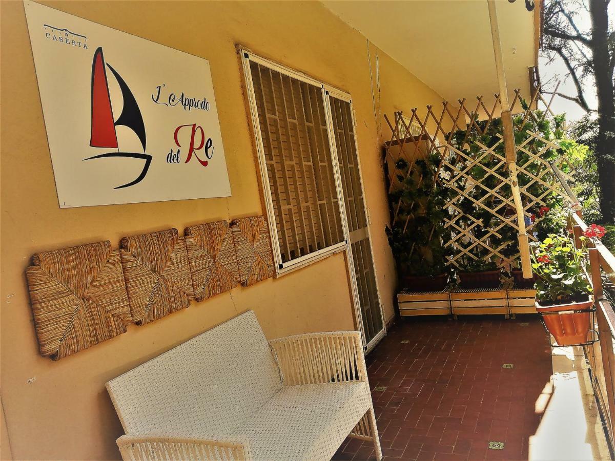 L'Approdo Del Re Caserta Exterior foto